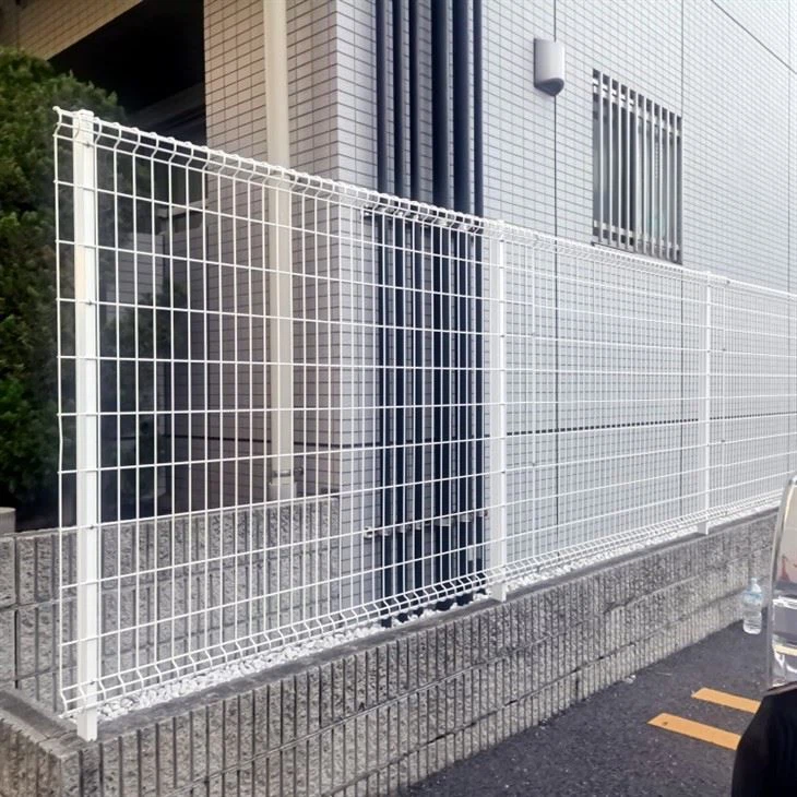 Double Circle Fence